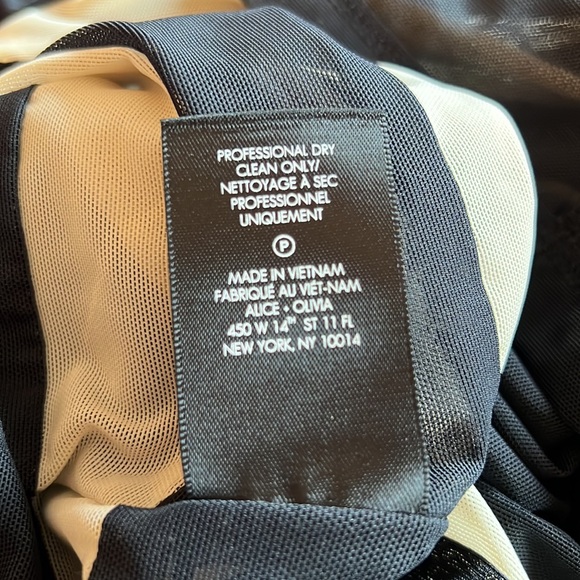 Alice + Olivia black dress with lace detailing - Picture 6 of 8